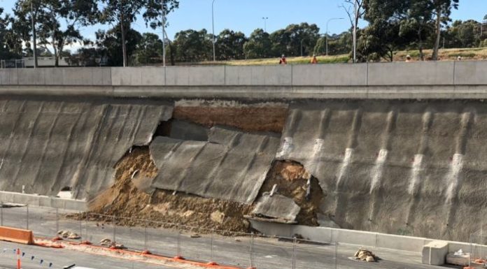 New Adelaide road starts falling apart after first rain for 2019