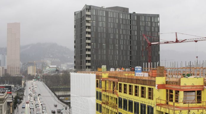 Portland apartment construction plunges – but the outlook is hopeful – OregonLive